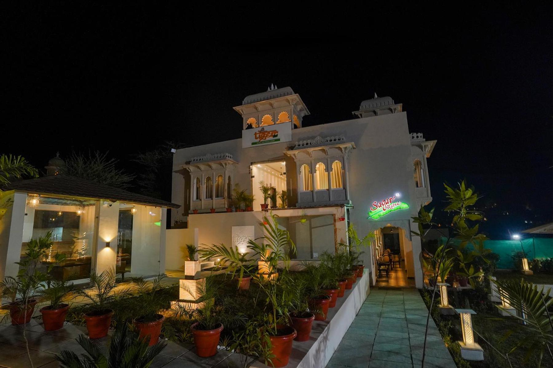 Tiger'S Trail Hotel & Food Court Kumbhalgarh Bagian luar foto
