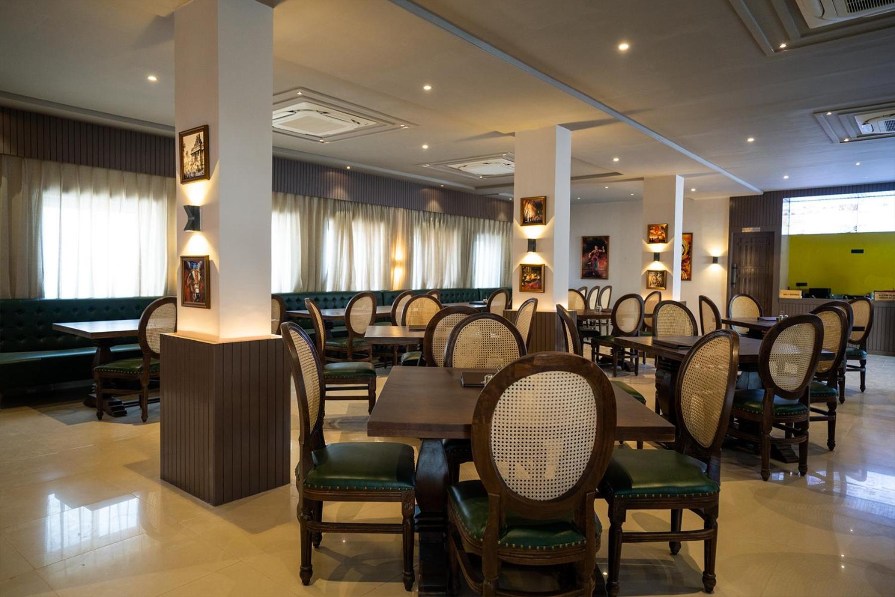 Tiger'S Trail Hotel & Food Court Kumbhalgarh Bagian luar foto