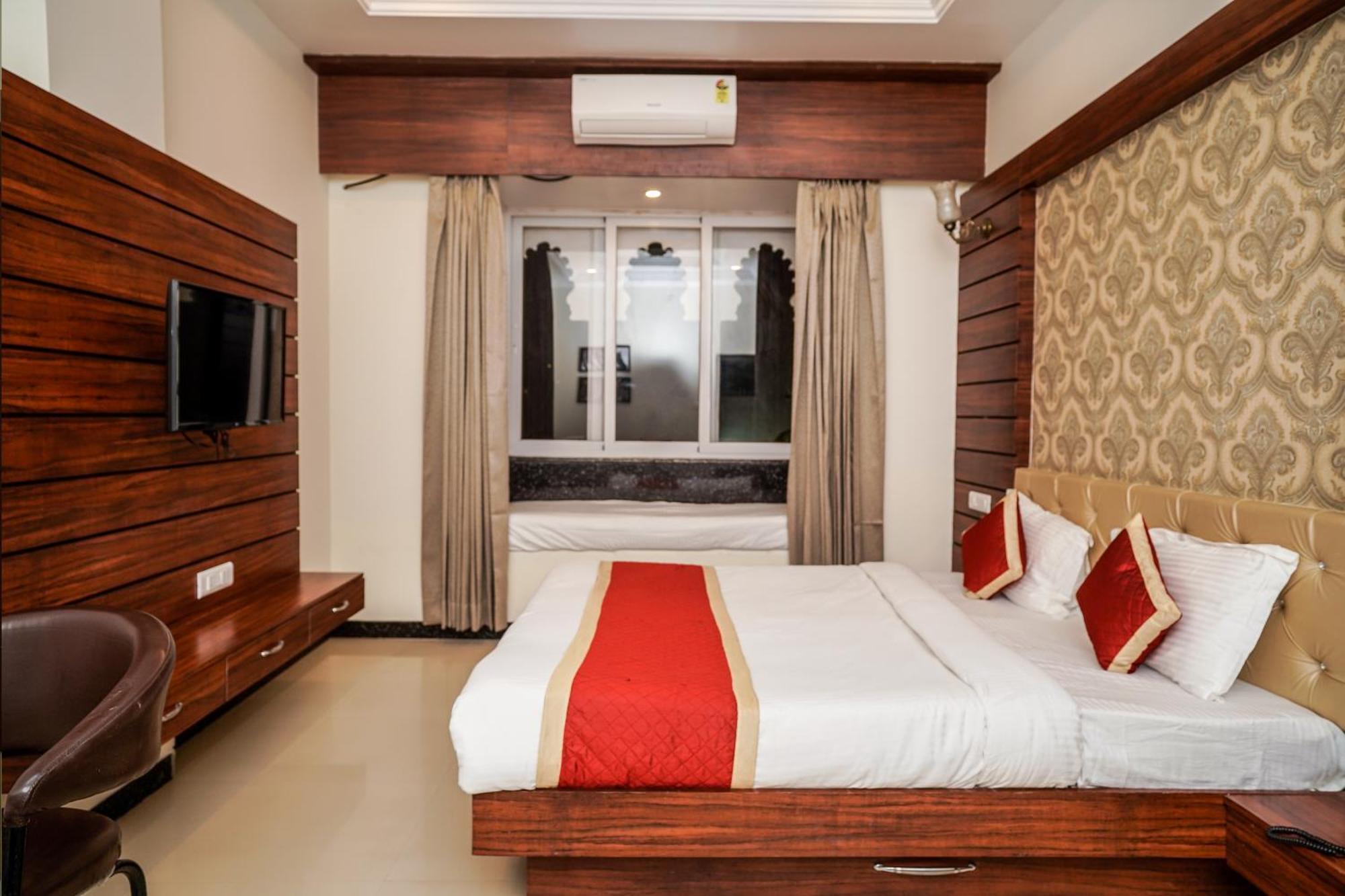 Tiger'S Trail Hotel & Food Court Kumbhalgarh Bagian luar foto